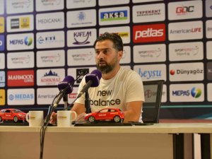 Konyaspor Teknik Direktörü İ̇lhan Palut: “Üç Puandan Son Derece Memnunum”