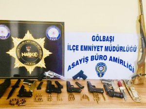 Uyuşturucu Denetimlerinde Silahlar Ele Geçirildi