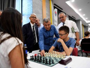 Konyaaltı’nda Satranç Heyecanı Başladı