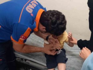 Siirt’te 4 Yaşındaki Çocuğun Parmağına Metal Nesne Battı, İmdadına Afad Personeli Yetişti