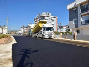 Habibler Mahallesi’ne 40 Bin Metrekarelik Asfalt Çalışması