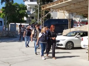 6 İlde Dolandırıcılık Operasyonunda Gözaltına Alınan Şüpheliler Adliyeye Sevk Edildi