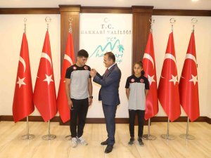 Vali Akbıyık, Balkan İkincisini Makamında Kabul Etti