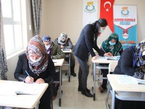 Haliliye’de Okuma Yazma Kurs Kayıtları Başladı