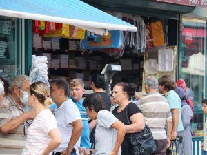 Bulgarların Alışveriş Listesine Kırtasiye Ürünleri De Eklendi