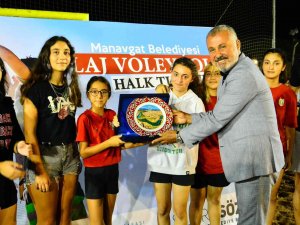 Manavgat’ta Plaj Voleybolu Şöleni Sona Erdi