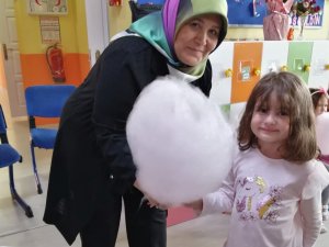 Ms Ve Epilepsi İle Yaşam Derneği’nden Öğrencilere Pamuk Şekeri İkramı