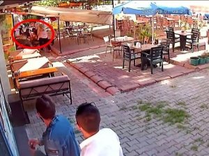 Boşanma Aşamasındaki Karısını Defalarca İşte Böyle Bıçaklamış