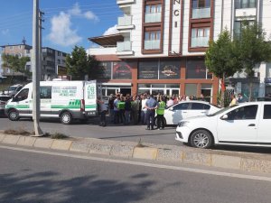 Oto Galeri Dükkanında Şüpheli Ölüm