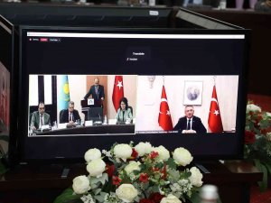 Cumhurbaşkanı Yardımcısı Oktay: “Türk-i̇slam Medeniyetinin İlim Paradigması, Daha Güçlü Şekilde İhya Edilmeyi Bekliyor”