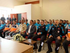 Hafif Arama Kurtarma Eğitimini Bitiren Kursiyerlere Sertifika