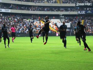 Spor Toto Süper Lig: Adana Demirspor: 1 - Trabzonspor: 0 (Maç Devam Ediyor)