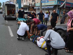 Yayaya Çarpan Sürücü Olay Yerini Terk Etti: O Anlar Kamerada
