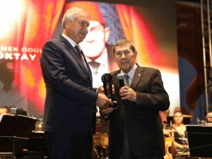 Altın Koza’da "Emek Ödülleri" Verildi