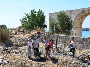 Korykos Kalesi’nde Kazı Çalışmalarına Başlandı
