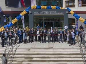 Süheyla-sıtkı Alp Fen Ve Anadolu Lisesi’nin Açılışı Düzenlenen Törenle Gerçekleşti