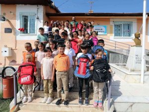 Okul Çantaları Yenimahalle Belediyesinden