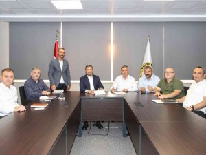 Yüreğir Belediyesinde Toplu Sözleşme Sevinci