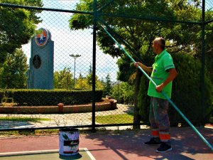Maltepe’de Parklara Renk Geldi
