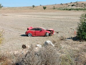Takla Atan Otomobildeki Ölü Sayısı 2’ye Yükseldi