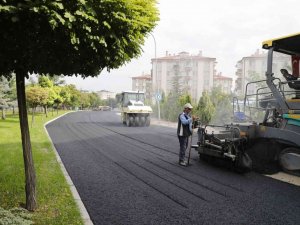 Nevşehir Sokaklarında Asfalt Serimi Devam Ediyor