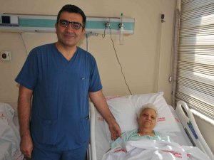 74 Yaşındaki Hastanın Makatına Yakın Kısmında Kitle Tespit Edildi