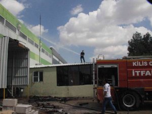 Fabrikada Yangına Erken Müdahale Can Mal Kaybını Önledi
