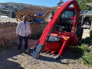 Silaj Makinesine Bacağını Kaptıran Çiftçinin Bileği Koptu