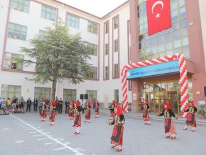 Niğde’de İ̇lköğretim Haftası Kutlandı