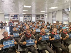 Jandarma Ekiplerinden Fabrikalarda Çalışan Erkelere ‘Kadına Şiddetle Mücadele’ Eğitimi