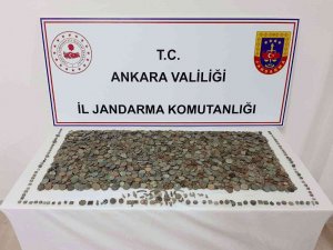 Tarihi Eserleri Satarken Suçüstü Yakalandı: 5 Bin 715 Sikke Ele Geçirildi