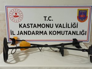Kaçak Define Avcısına Suçüstü Baskın