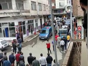 Ordu’da Sokaktaki Kavgada 1 Kişi Yaralandı, Polis Havaya 9 El Uyarı Ateşi Açtı