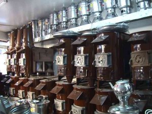 Erzurum’da Donduran Soğuklar Yaklaşırken, Soba Ustaları Mesaiye Başladı