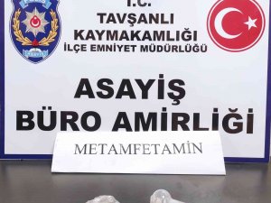 Tavşanlı’da Bir Kişinin Üzerinde Uyuşturucu Ele Geçirildi