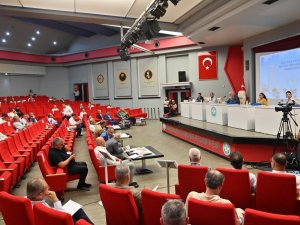 Meclis’te Manisa Büyükşehir’in Çalışmaları Anlatıldı