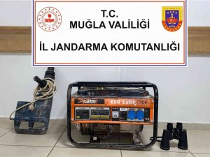 Fethiye’de Define Ararken, Jandarmaya Yakalandılar