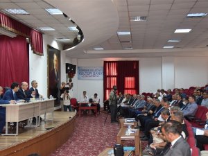 Vali Karadeniz, Gördes’te Muhtarlar Ve Vatandaşlarla Buluştu