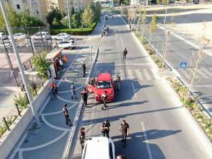 Motosikletli Polis Timleri Suça Geçit Vermiyor