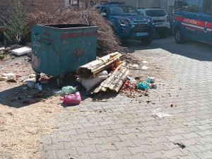 Gaziantep’te Bebeklerini Çöpe Bırakan Anne Ve Baba Tutuklandı