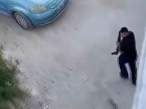 Kuşadası’ndaki Pompalı Tüfekli Kavganın Yeni Görüntüleri Ortaya Çıktı