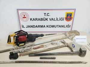 Jandarmadan Kaçak Define Avcılarına Geçit Yok