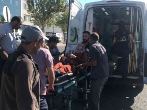 Elazığ’da Yolun Karşısına Geçen Kadına Çarpan Sürücü Kaçtı