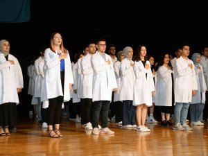 Diş Hekimliği Fakültesi’nde Yeni Akademik Dönem Başladı