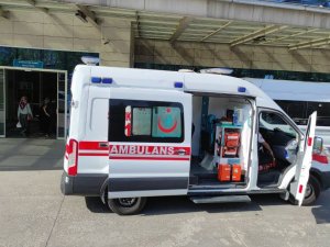 Motosikletin Çarptığı 3 Yaşındaki Çocuğun Vücudunda Kırıklar Oluştu