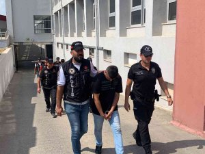 Adana’da Narkotik Operasyonlarında 9 Zanlı Tutuklandı