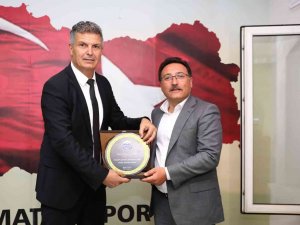 Kayseri 1. Amatör Küme Şampiyonlarına Plaket