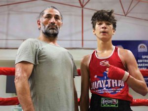 40 Yılını Verdiği Sporda Çocukları Da Onun İzinden Gidiyor