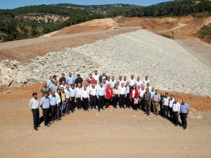 Manisa’nın Dev Barajda Gövde Dolgusu Tamamlandı