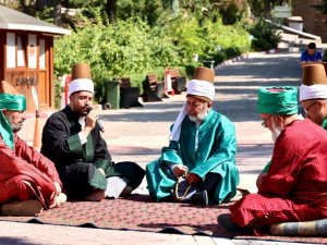 Şeyh Edebali Türbesi Yerleşkesinde ’Şed Kuşanma’ Töreni Yapıldı